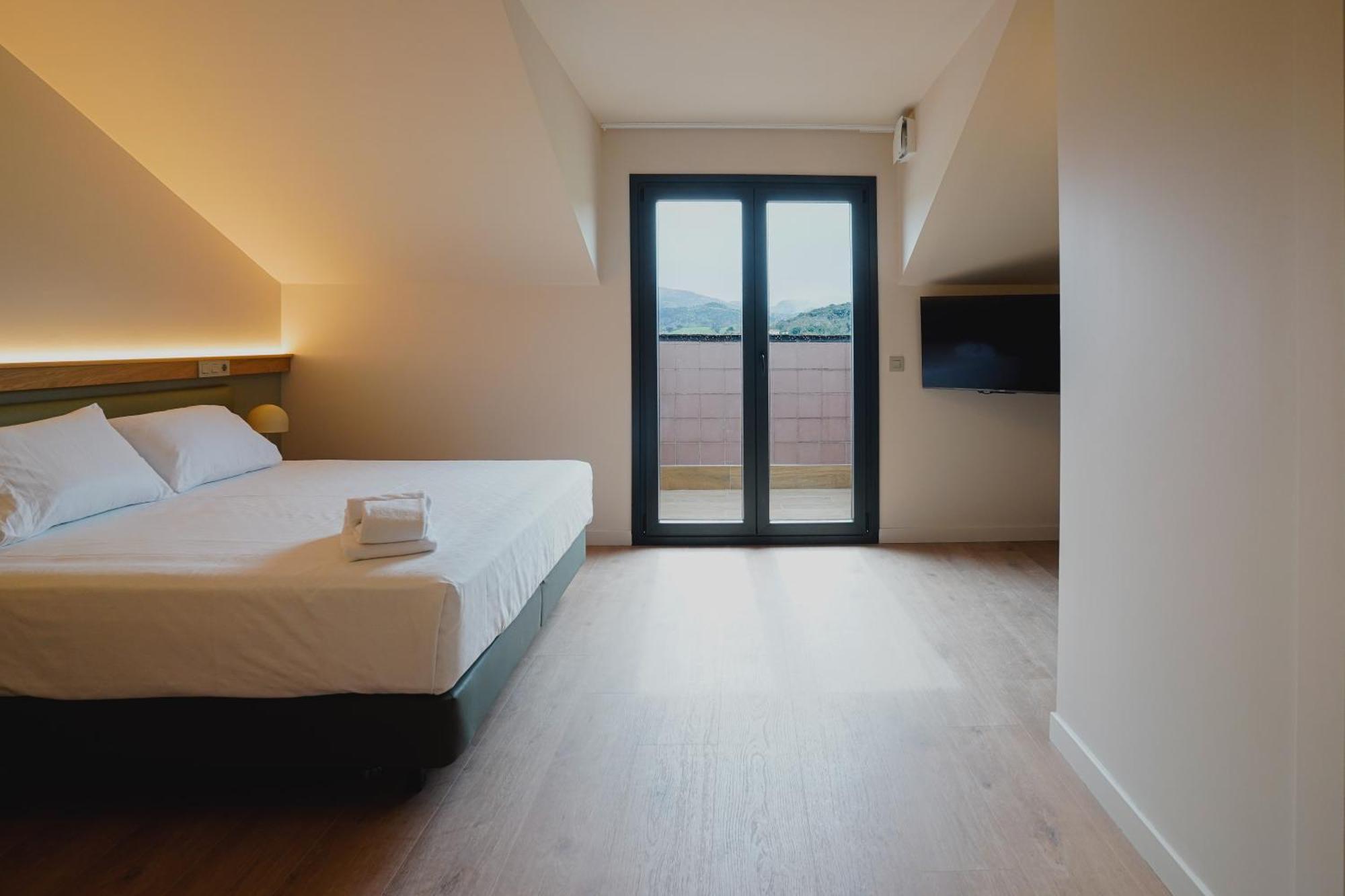 Hotel Los Pasiegos Hoznayo Bagian luar foto